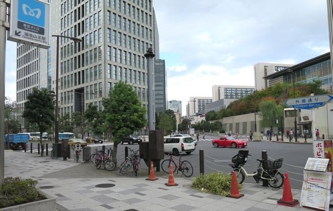 銀座線 溜池山王駅から 4